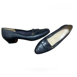 Salvatore Ferragamo 7.5E vintage navy micro heel preppy tasseled shoes.